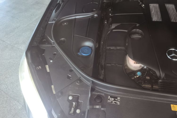 Used Mercedes-Benz S-Class 2016 S 320 L Business Model Engine Bay Right