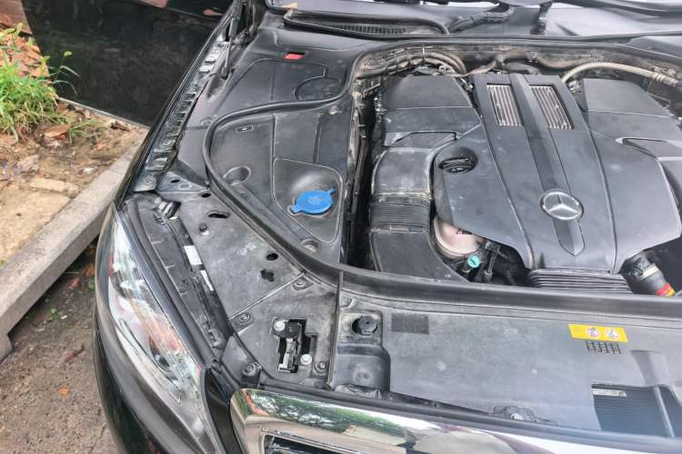 Used Mercedes-Benz S-Class 2016 S 320 L Business Model Engine Bay Right