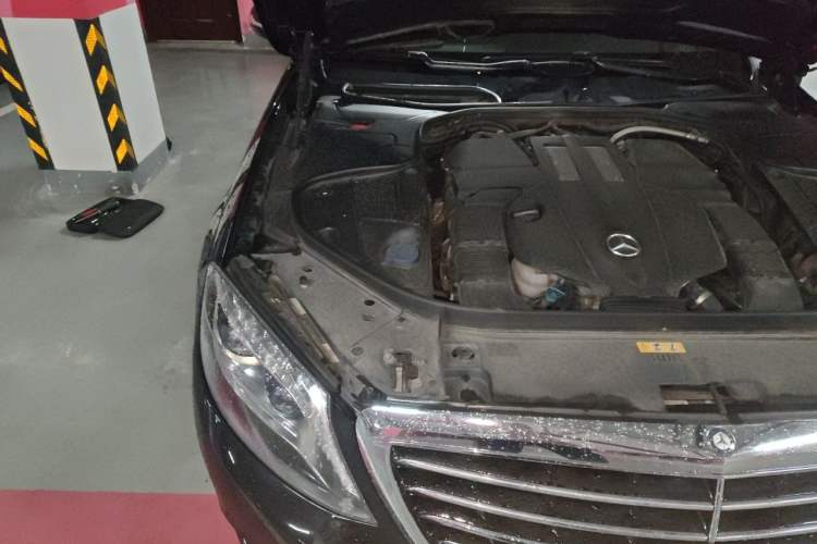 Used Mercedes-Benz S-Class 2016 S 320 L Business Model Engine Bay Right