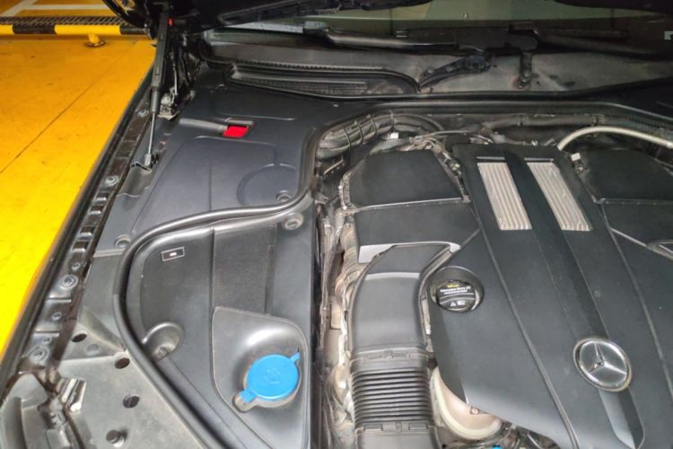 Used Mercedes-Benz S-Class 2016 S 320 L Business Model Engine Bay Right