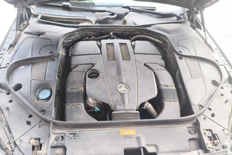 Used Mercedes-Benz S-Class 2016 S 320 L Business Model Engine Bay