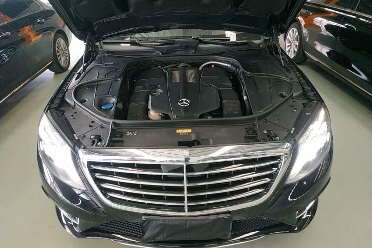 Used Mercedes-Benz S-Class 2016 S 400 L 4MATIC Engine Bay