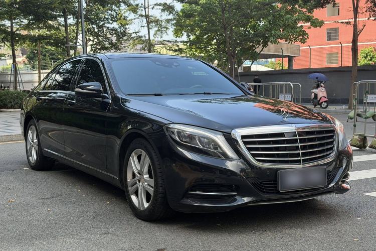 Used Mercedes-Benz S-Class 2016 S 320 L Luxury Model Exterior 3