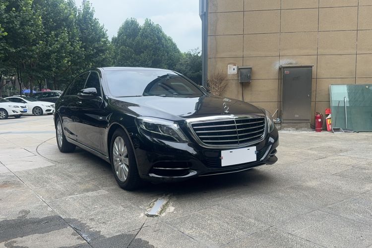 Used Mercedes-Benz S-Class 2016 S 320 L Luxury Model Exterior 4
