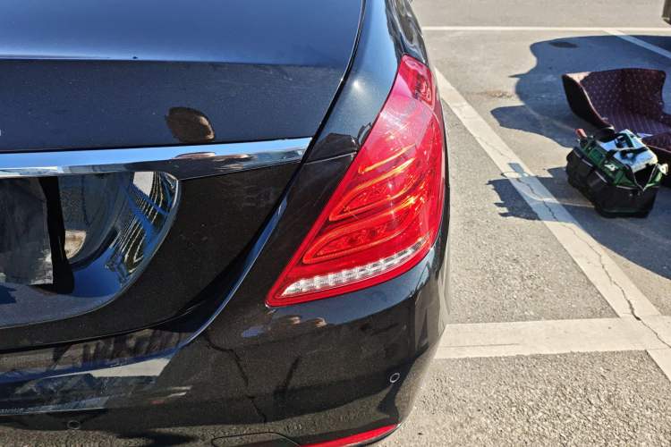 Used Mercedes-Benz S-Class 2016 S 320 L Luxury Model Exterior 6