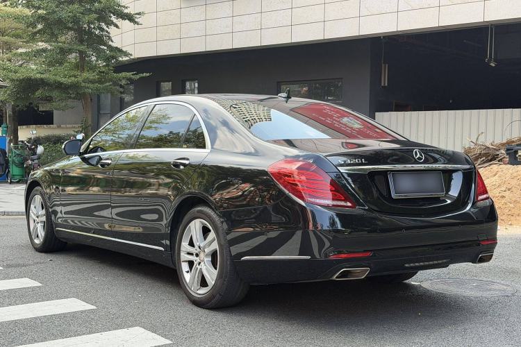 Used Mercedes-Benz S-Class 2016 S 320 L Luxury Model Exterior 6