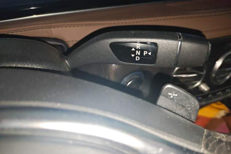Used Mercedes-Benz S-Class 2016 S 400 L 4MATIC Gear Lever