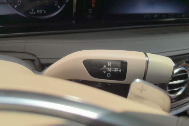 Used Mercedes-Benz S-Class 2016 S 320 L Business Model Gear Lever
