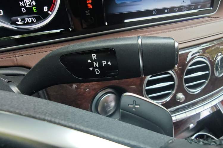 Used Mercedes-Benz S-Class 2016 S 320 L Business Model Gear Lever