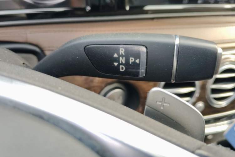 Used Mercedes-Benz S-Class 2016 S 320 L Business Model Gear Lever