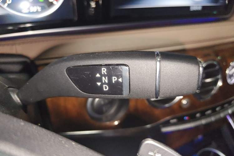 Used Mercedes-Benz S-Class 2016 S 320 L Luxury Model Gear Lever