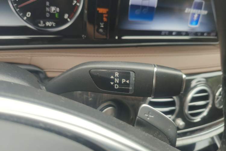Used Mercedes-Benz S-Class 2016 S 400 L 4MATIC Gear Lever