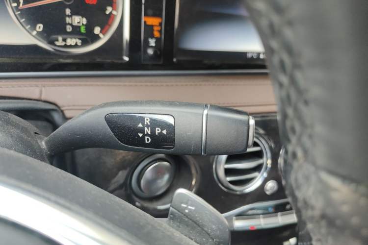 Used Mercedes-Benz S-Class 2016 S 400 L 4MATIC Gear Lever