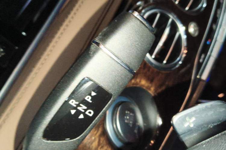 Used Mercedes-Benz S-Class 2016 S 320 L Luxury Model Gear Lever