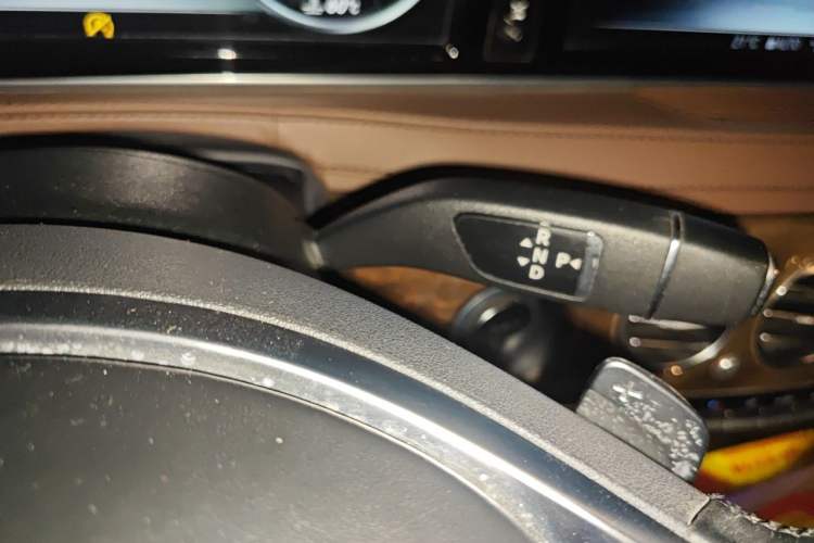 Used Mercedes-Benz S-Class 2016 S 400 L Gear Lever