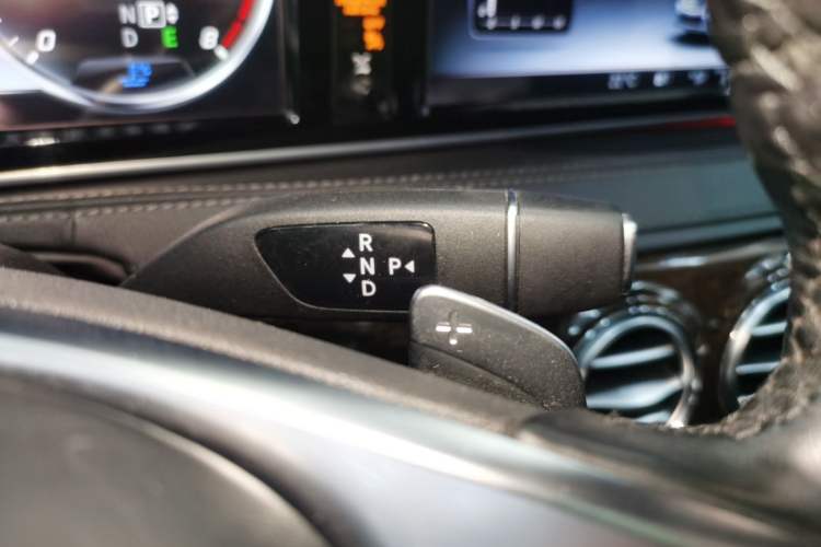 Used Mercedes-Benz S-Class 2016 S 320 L Business Model Gear Lever