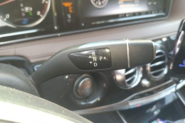 Used Mercedes-Benz S-Class 2016 S 400 L 4MATIC Gear Lever