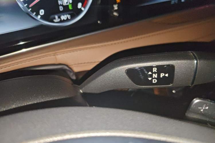 Used Mercedes-Benz S-Class 2016 S 320 L Business Model Gear Lever