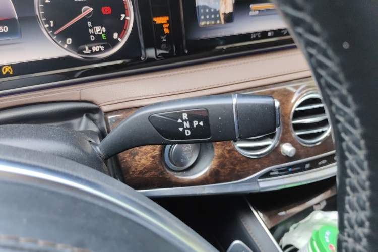 Used Mercedes-Benz S-Class 2016 S 320 L Business Model Gear Lever