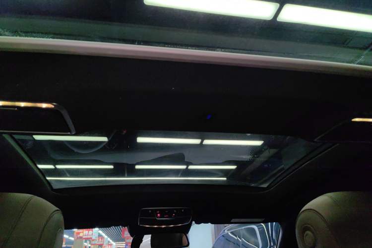 Used Mercedes-Benz S-Class 2016 S 320 L Business Model Headliner