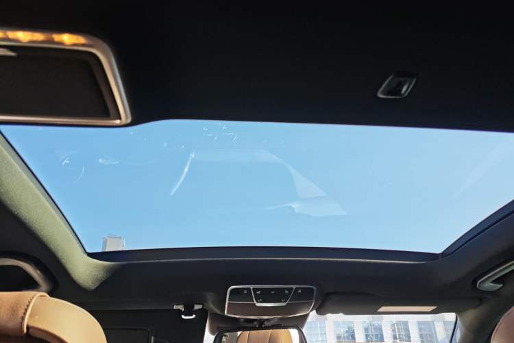 Used Mercedes-Benz S-Class 2016 S 320 L Luxury Model Headliner