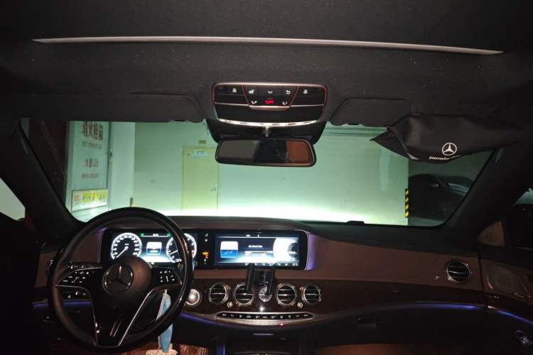Used Mercedes-Benz S-Class 2016 S 320 L Business Model Headliner
