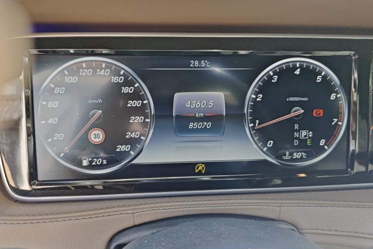 Used Mercedes-Benz S-Class 2016 S 320 L Business Model Instrument Cluster