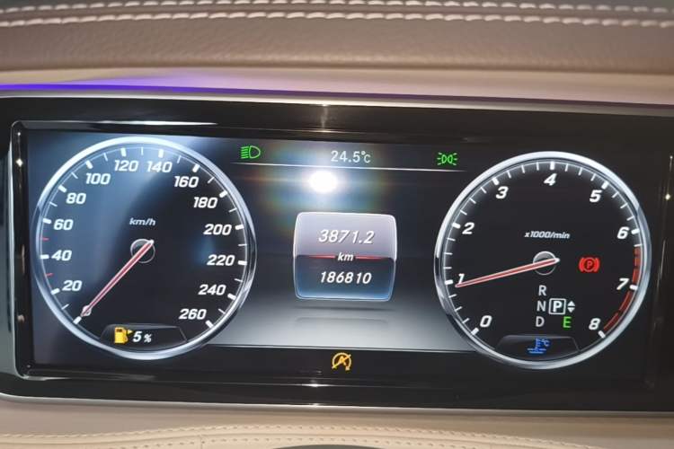 Used Mercedes-Benz S-Class 2016 S 320 L Business Model Instrument Cluster