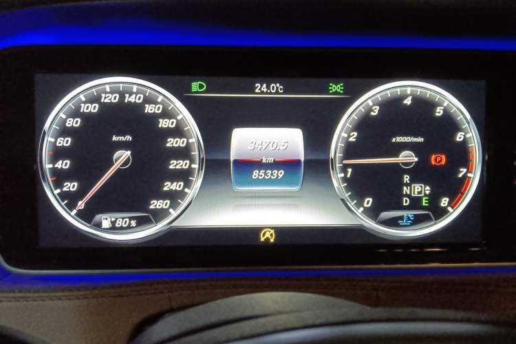 Used Mercedes-Benz S-Class 2016 S 400 L Instrument Cluster
