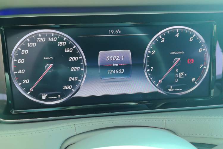 Used Mercedes-Benz S-Class 2016 S 320 L Business Model Instrument Cluster