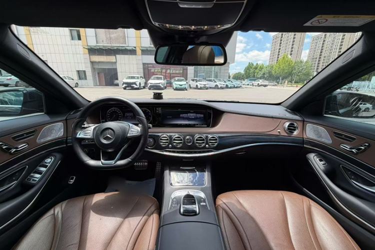 Used Mercedes-Benz S-Class 2016 S 400 L 4MATIC Interior 1