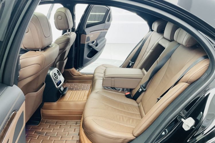 Used Mercedes-Benz S-Class 2016 S 320 L Business Model Interior 11