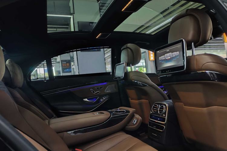 Used Mercedes-Benz S-Class 2016 S 400 L 4MATIC Interior 13