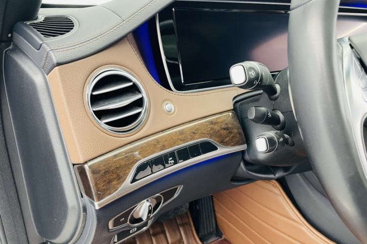 Used Mercedes-Benz S-Class 2016 S 320 L Business Model Interior 15