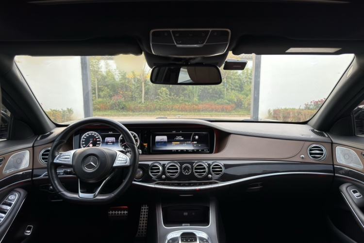 Used Mercedes-Benz S-Class 2016 S 400 L 4MATIC Interior 2