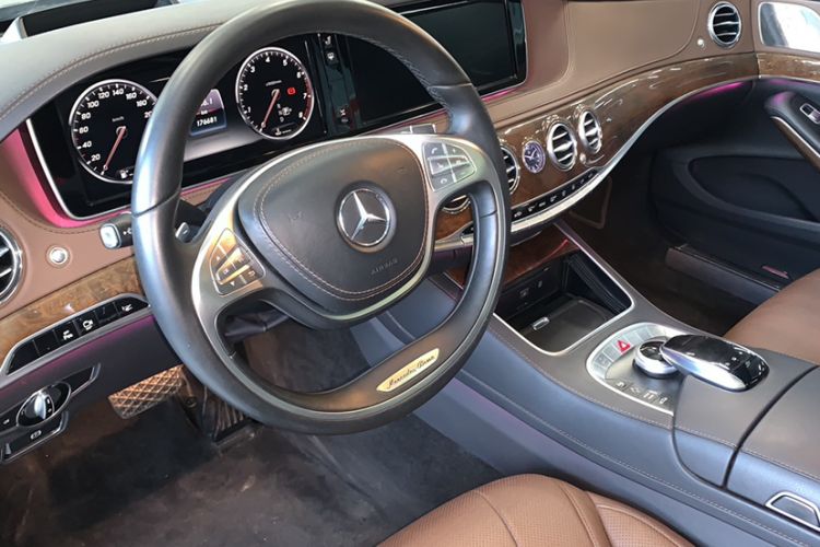 Used Mercedes-Benz S-Class 2016 S 400 L Interior 2