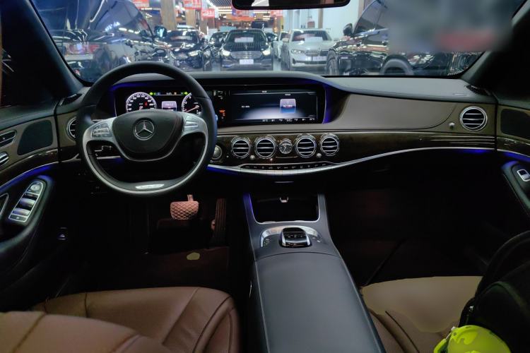 Used Mercedes-Benz S-Class 2016 S 320 L Business Model Interior 2