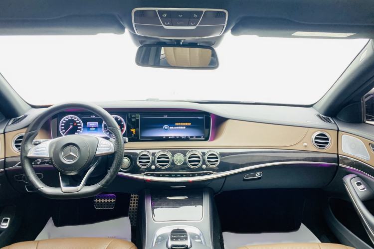 Used Mercedes-Benz S-Class 2016 S 400 L 4MATIC Interior 2