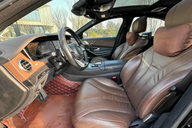 Used Mercedes-Benz S-Class 2016 S 400 L 4MATIC Interior 2