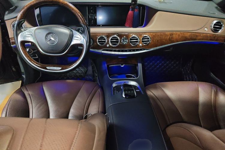 Used Mercedes-Benz S-Class 2016 S 320 L Luxury Model Interior 2