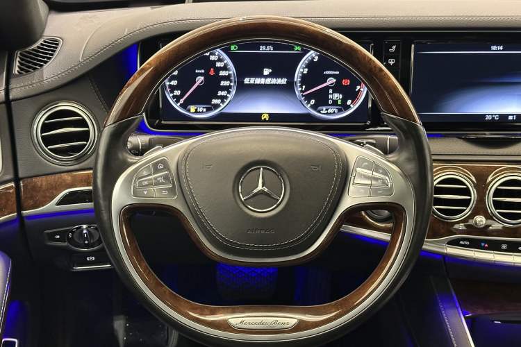 Used Mercedes-Benz S-Class 2016 S 320 L Luxury Model Interior 2