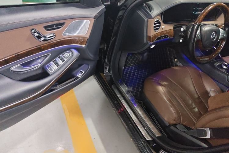 Used Mercedes-Benz S-Class 2016 S 320 L Luxury Model Interior 3