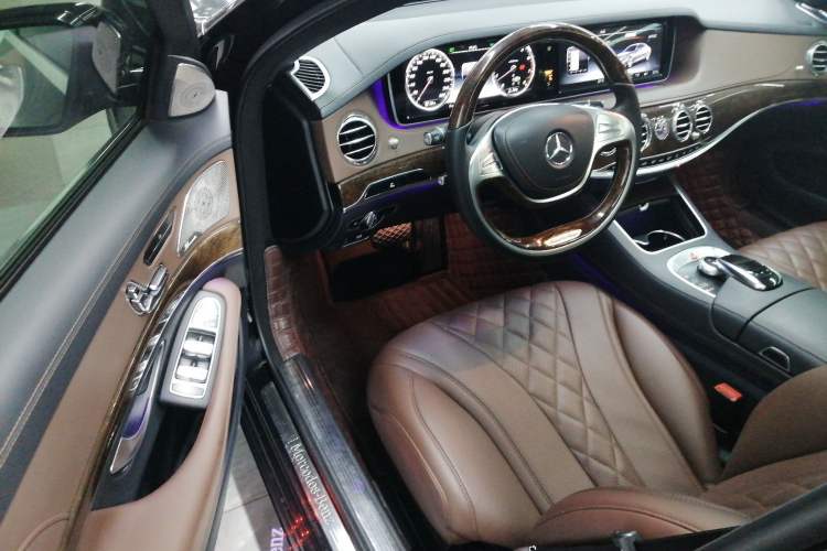 Used Mercedes-Benz S-Class 2016 S 320 L Business Model Interior 3