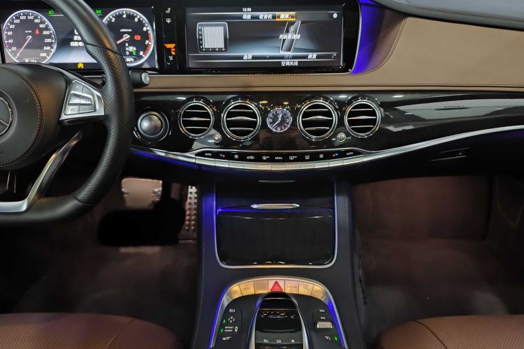 Used Mercedes-Benz S-Class 2016 S 400 L 4MATIC Interior 3