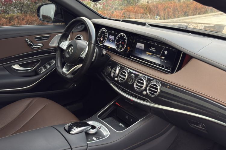 Used Mercedes-Benz S-Class 2016 S 400 L 4MATIC Interior 4