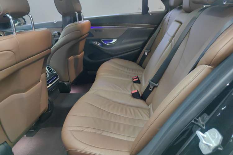 Used Mercedes-Benz S-Class 2016 S 320 L Business Model Interior 4