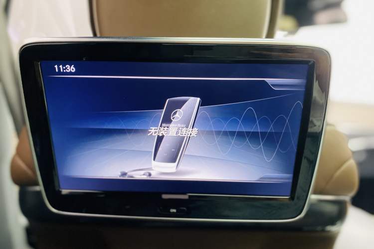 Used Mercedes-Benz S-Class 2016 S 400 L 4MATIC Interior 4