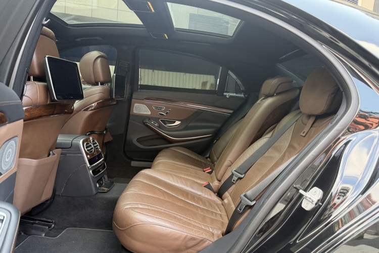 Used Mercedes-Benz S-Class 2016 S 320 L Luxury Model Interior 6