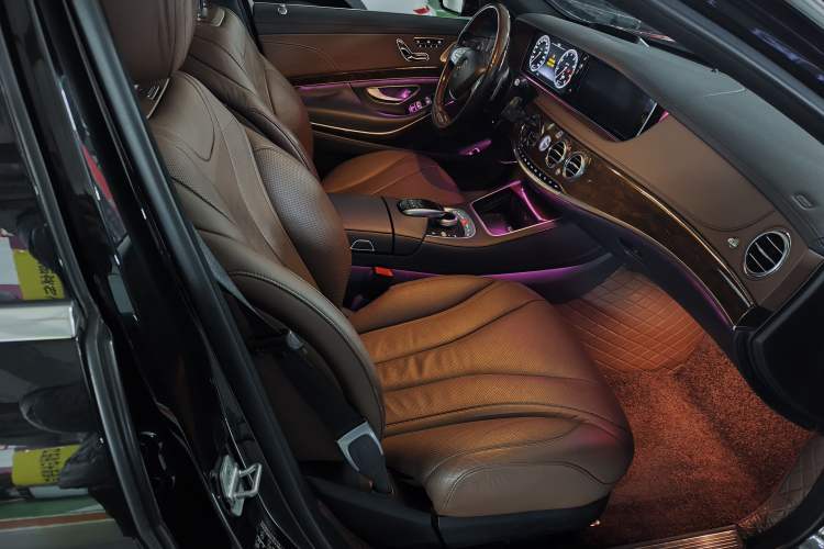 Used Mercedes-Benz S-Class 2016 S 320 L Luxury Model Interior 8