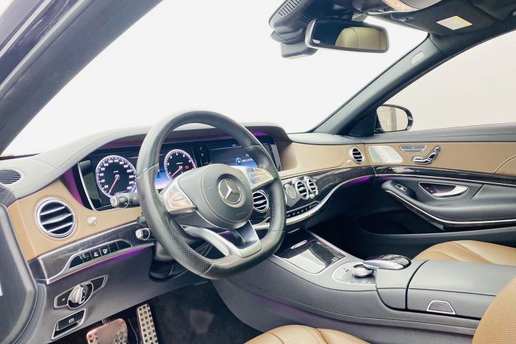 Used Mercedes-Benz S-Class 2016 S 400 L 4MATIC Interior 9
